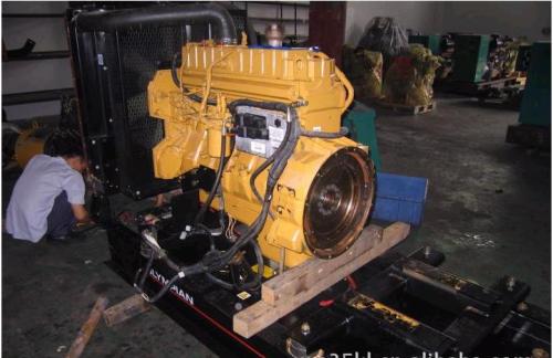 东营柴油发电机维修_COPY